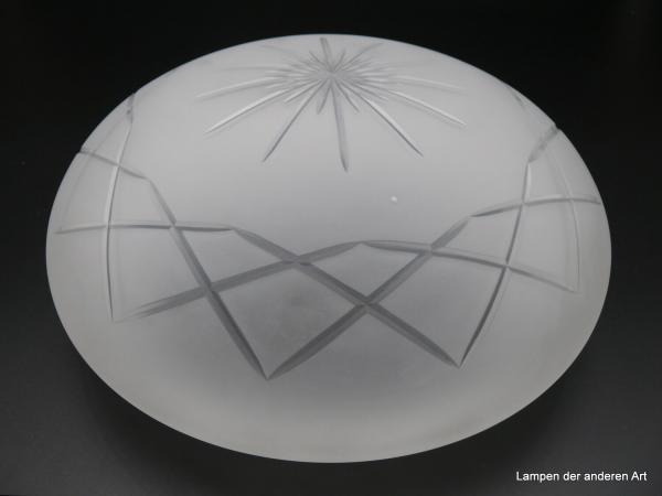Jugendstil Kuppelschirm aus grau satiniertem Glas, mit aufwändiger Kerbschlifftechnik, H: 12cm, D: 30cm, Griff-Rand : 25cm