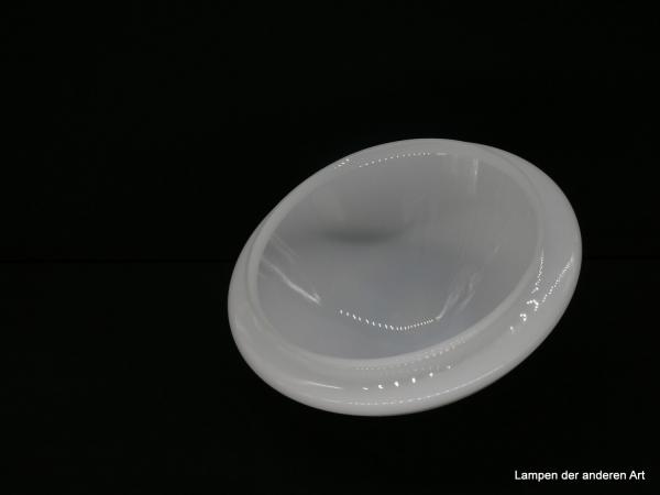 Jugendstil Lampenschirm, Glas weiß opal, geschlossene mittig spitz zulaufende Lampenglocke H: 14cm, D: 29cm, Griffrand 25cm, von unten