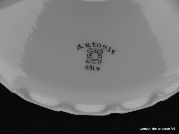 Jugendstil Lampenschirm gebraucht, gemarkt Autosit Schott&Gen. Jena, 621w, opal weißer Grund, gezahnter Rand, Nostalgie Ersatzschirm für Gaslampen, D: ca.19,5cm, H: ca.8cm, Hals Ø ca.55mm, Detail Autosit