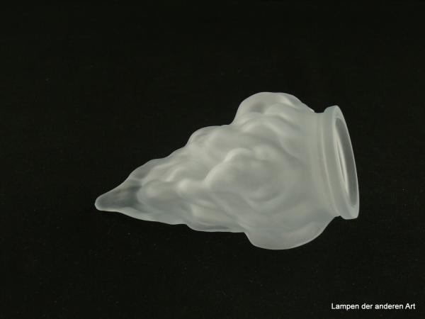 Jugendstil Lampenschirm gebraucht, seltenes kleines Glas, stumpf satiniert, stilisierte lodernde Flamme, Nostalgie Ersatzglas D: 9cm, H: 14cm, Griffrand Glashalter 6cm, liegend