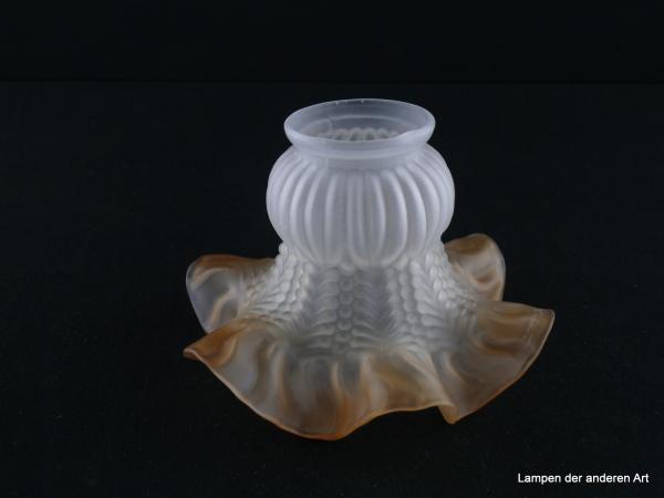 Jugendstil Lampenschirm gebraucht, Glas, grau satiniert, in braun gefasster ausgestellter unterer Schirmteil, genoppter Schirmmittelteil, kugelförmiger Schirmansatz, Nostalgie Ersatzglas für alte Lampen, D: 15,5cm, H: 10cm, Glashalterand Griffrand 6cm