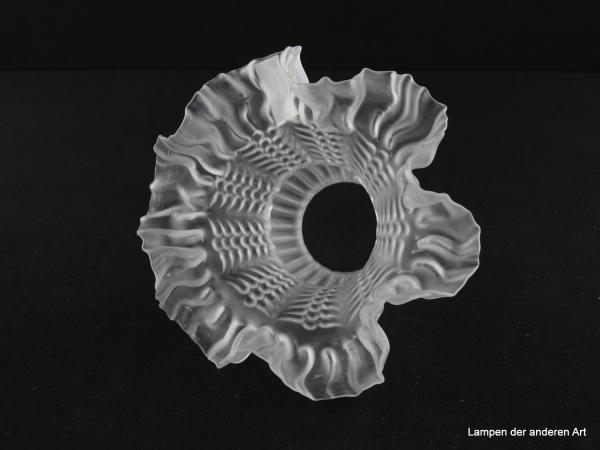 2-er Set Jugendstil Lampenschirm gebraucht, Glas grau satiniert, reliefiert, bauchige obere Wandungszone, weit schwingende ausgestellte untere Wandungszone, Nostalgie Ersatzglas für alte Lampen, D: ca. 16cm, H: ca. 10cm, Glashalter Griffrand 6cm, innen
