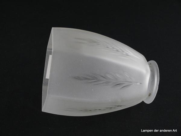 2-er Set Jugendstil Lampenschirm gebraucht, zylindrisches Glas grau satiniert, je ein geschliffener Zweig auf den durch vertikale Kniffe sechsfach unterteilten Wandung, Nostalgie Ersatzglas für alte Lampen, D: ca.10cm, H: ca. 13cm, Griff 6cm, liegend
