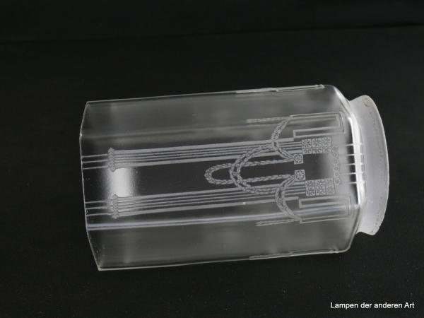 Jugendstil Lampenschirm gebraucht, Glas grau satiniert, sechsfach gekantete Wandung, satinierter Grund, Ätzdekor Lorbeergirlanden an Säulenportal, Nostalgie Ersatzglas für alte Lampen, D: ca.10cm, H: ca. 15cm, Glashalter Griffrand 8cm, Ätzdekor