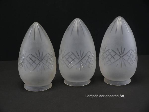Jugendstil Lampenschirm gebraucht, im 3-er Set, Klarglas satiniert, Zapfenform, Wandungsmitte umlaufendes Schmuckband mit geschliffenen Kreuzen, final Sternschliff