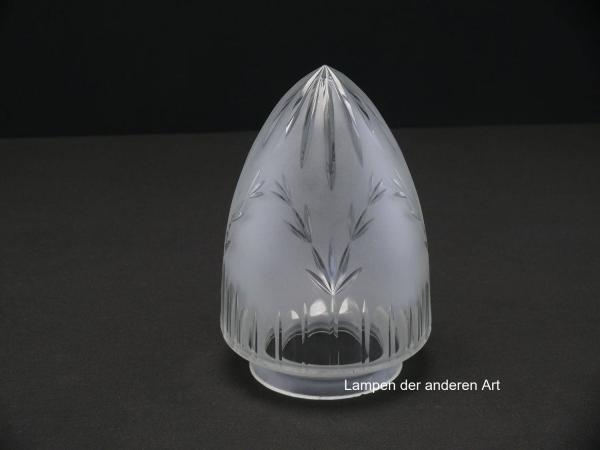 antikes Glas satiniert, Zapfe, Wandung an der Schulter mit Keilschliff verziert, mittig stilisierte Zweige geschliffen, Spitze Strahlenschliff, Ersatzschirm, Griff 8cm