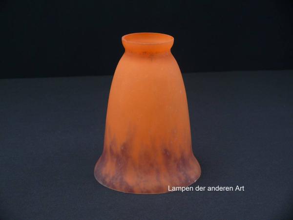 2-er Set Jugendstil Lampenschirm gebraucht,  mehrfarbiges Glas ähnlich pate de verre, oranger Grundton, aufgezogener Rand, Wandung teils blau-grau durchsetzt, antiker Ersatzschirm, Griffrand 6cm, einzeln stehend