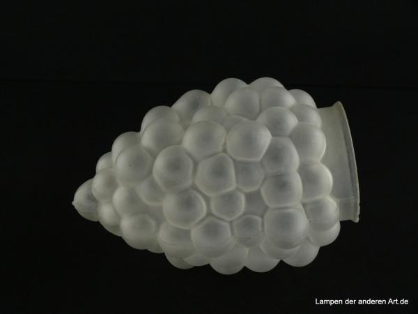 Jugendstil Lampenschirm gebraucht, Glas satiniert grau, der Form einer Weintraube nachempfunden, Ersatzglas für alte Lampen, D: ca.12cm, H: ca.18cm, Glashalter Griffrand 8cm, liegend