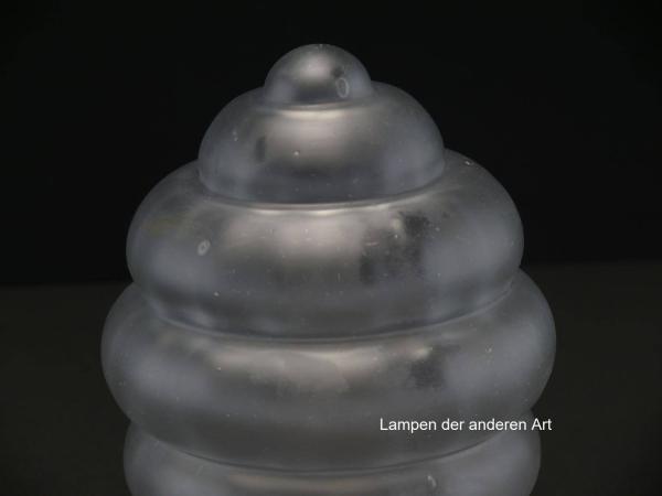 3-er Set Art Deco Lampenschirm gebraucht, Glas satiniert grau, Olivenform sechsfach getreppt, ab der Mitte zu beiden Seiten sich verjüngend, Nostalgieglas für alte Lampen D: ca.12cm, H: ca.18cm, Glashalter 8cm, Detail Lufteinschlüsse