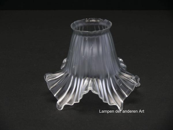 Jugendstil Lampenschirm Blütenform satiniert grau,  D: 14cm H: 11cm , Griffrand 6cm, Lufteinschlüsse im Glas sichtbar