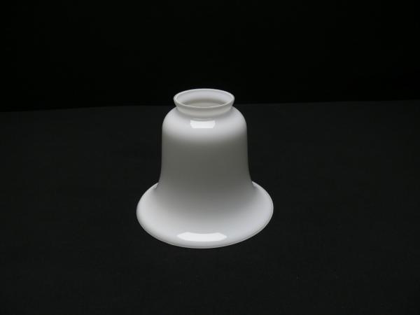 Jugendstil Lampenschirm gebraucht, zylindrisches Glas, glatte Wandung opal weiß, untere Zone nach außen gezogen, schlichtes Nostalgieglas D: 14cm H: 11cm, Griffrand Glashalter 6cm
