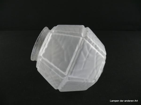 Art Deco Lampenschirm gebraucht, Prismen Glaskugel, Flächen satiniert und leicht strukturiert, Ersatzschirm D: 14cm H: 14cm , Griffrand 8cm , liegend