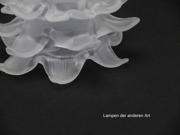 3-er Set Jugendstil Lampenschirm gebraucht, Rosenblattschirme, grau satiniert, Form stilisierte Rosenblüte, Nostalgie Ersatzglas D: ca.14cm, H: ca.8cm, Glashalter Griffrand 6cm, Detail Glaseinschluss