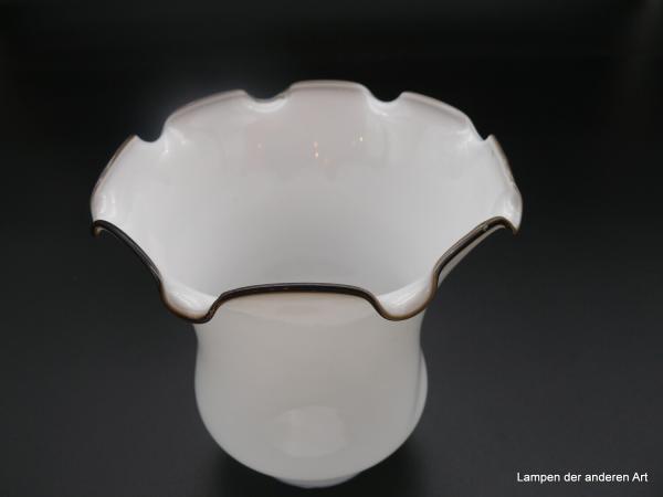 Jugendstil Lampenschirm gebraucht, Lampenglocke opal mit aufgeschmolzenem braunem Glasrand, achtfach aufgebogen, Ersatzglas D: 15,5cm, H: 16cm, Griffrand 8cm von unten