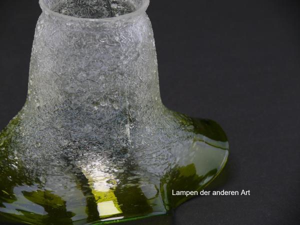 antiker Jugendstil Lampenschirm gebraucht, gerader Glaszylinder geeist, aufgezogener Rand flaschengrün, Nostalgie Ersatzglas, D: ca.15cm, H: ca.11cm, Glashalter Griffrand Ø 6cm, Detail Riss vertikal
