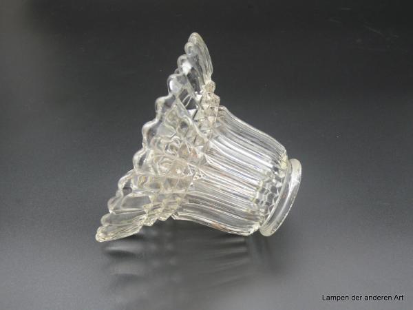 Jugendstil Lampenschirm gebraucht Klarglas, Pressglas,  D: 15cm H: 11cm , Griff-Rand 6cm liegend