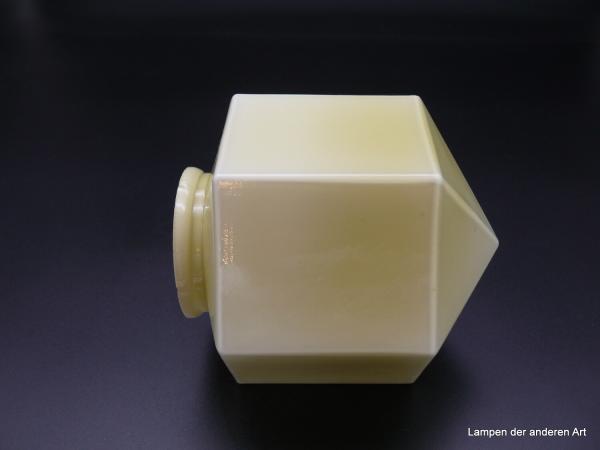 Art Deco Lampenschirm gebraucht, hellgelb, sechseckig, spitz auslaufend, Ersatzglas, D: 15cm, H: 16cm, Griff-Rand 8cm liegend