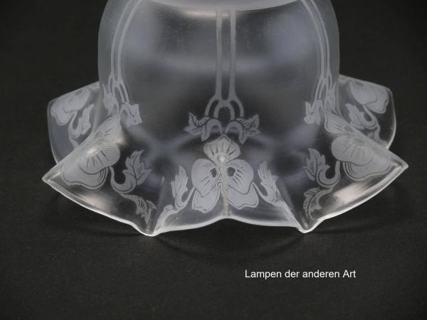 2-er Set Jugendstil Lampenschirm gebraucht, antikes Glas satiniert, ausgestellter Rand, florale Ätzmotive umlaufend, Nostalgie Ersatzglas, Glashalter Ø8cm, Detail Ätzdekor