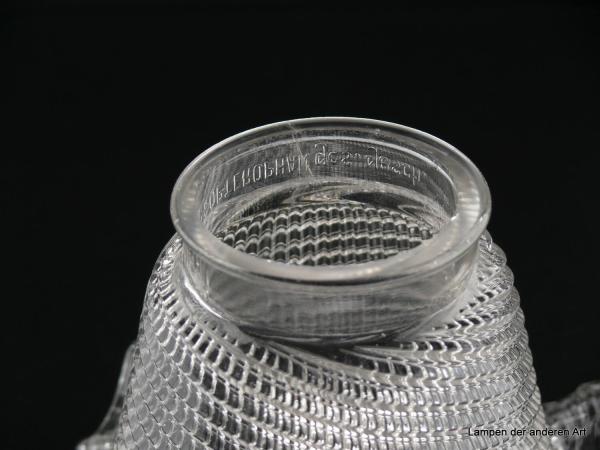 2-er Set Lampenschirm gebraucht, Klarglas, profilierte Wandung, in Falten gelegter aufgezogener Abschlussrand, Nostalgie Ersatzglas, D: ca. 17cm, H: ca.12cm, Glashalter 6,8cm, Pressmarke HEYBROCK's OPTERO PHAN ges.gesch