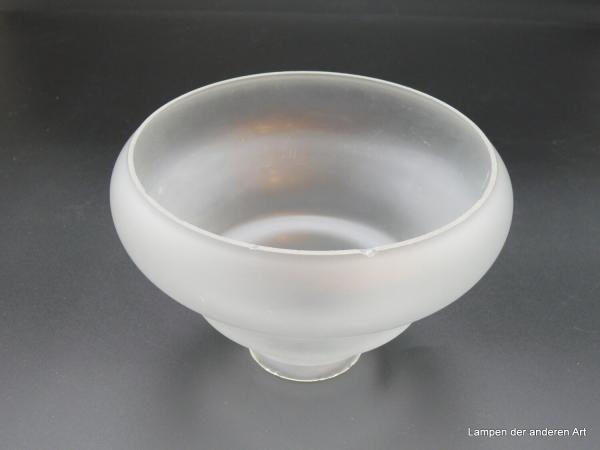 Art Deco Lampenschirm gebraucht, Glas satiniert grau, D: 17cm, H: 11cm, Griff-Rand: 6cm von innen