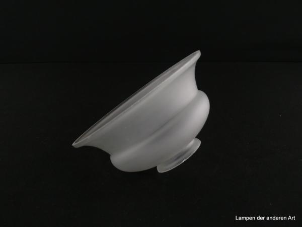 3-er Set Jugendstil Lampenschirme gebraucht, Glas satiniert grau, mittig eingeschnürte Glockenform, Schirm 2 - kleine Chips am Rand, liegend
