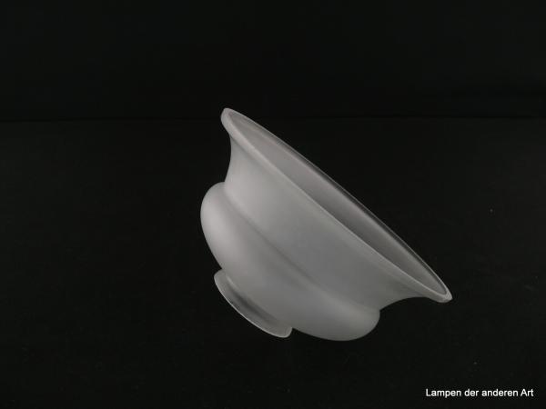 3-er Set Jugendstil Lampenschirme gebraucht, Glas satiniert grau, mittig eingeschnürte Glockenform, Schirm 3 - Kratzer, Chip am Rand, liegend