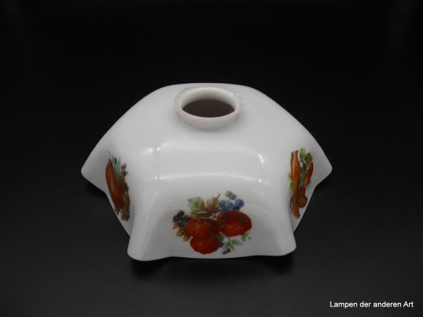Jugendstil Lampenschirm gebraucht, Glas opal weiß mit Früchtedekor, verschiedene Motive, gekniffener Rand, Ersatzschirm D: 24cm, H: 9cm, Griffrand 6cm