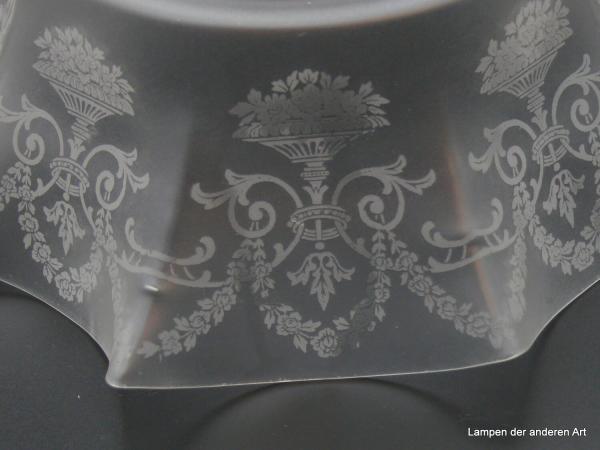seltener großer Jugendstil Lampenschirm, gebraucht, geätztes Dekor, D: 25cm, H: 13cm, Griff-Rand: 6cm Detail