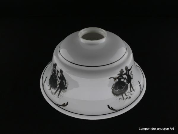 Jugendstil Lampenschirm gebraucht, Glas Schüsselform, Scherenschnittmotiv schwarz auf opal weißem Grund, galanter Herr umspielt seine angebetete Dame in vier dargestellten Episoden, Nostalgie Ersatzschirm für alte Lampen, Glashalterand Griffrand 6cm
