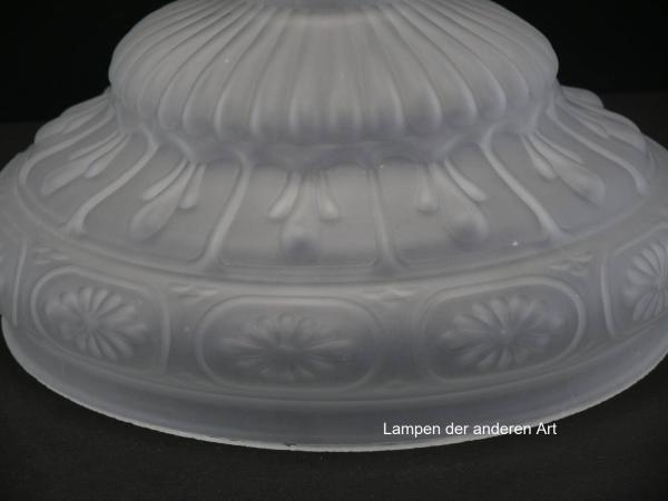 Jugendstil Lampenschirm gebraucht, getreppte Wandung, je Stufe mit verschiedenen Ornamenten reliefiert, Nostalgie Ersatzglas D: ca.28cm, H: ca.14cm, Glashalter Griffrand 8cm, Detail Wandung