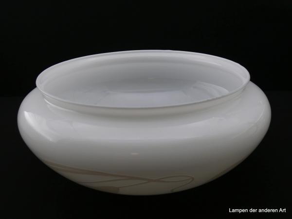 Jugendstil Lampenschirm gebraucht, alter originaler Pilzschirm, Glas opal weiß mit matt-weißer Jugendstilmalerei; Nostalgieglas D: 30cm, H: 13cm, Glashalter Griffrand 25cm, von oben