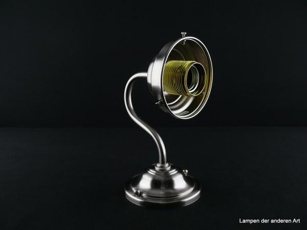 Schlichte Wandleuchte gefertigt aus Messing - matt vernickelt, zeitlose Wandleuchte, mit verschiedenen Schirmen kombinierbar, 1xE27/40W, Glashalter 8cm, von unten
