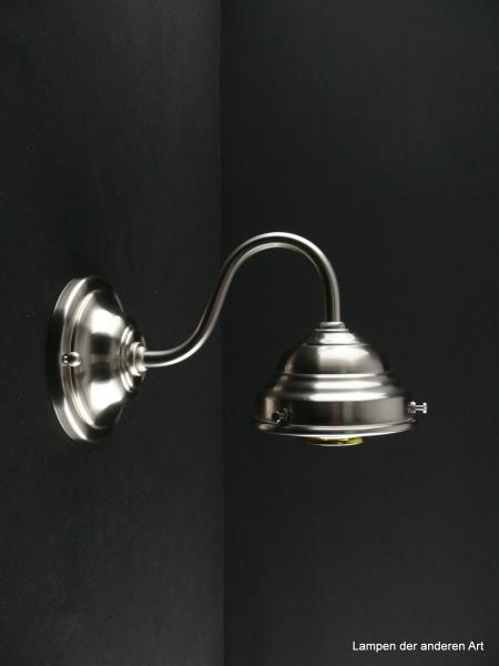 Schlichte Wandleuchte gefertigt aus Messing - matt vernickelt, zeitlose Wandleuchte, mit verschiedenen Schirmen kombinierbar, 1xE27/40W, Glashalter 8cm