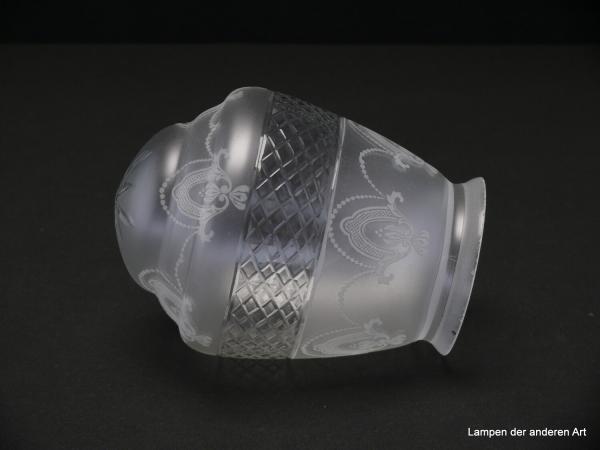 3-er Set Jugendstil Lampenschirm gebraucht, Pressglas satiniert mit geätztem Dekor, Rhomben - Zierband in der mittleren Wandungszone, abgesetzter halbrunder Schlussteil mit Strahlendekor, einzeln liegend