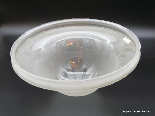 Jugendstil Lampenschirm gebraucht, Kuppelglas mit Sternschliff, D: 34cm, H:15cm, Griff-Rand 34cm!!! seltener großer Schirm für Plafoniere, sehr gut erhalten, von unten
