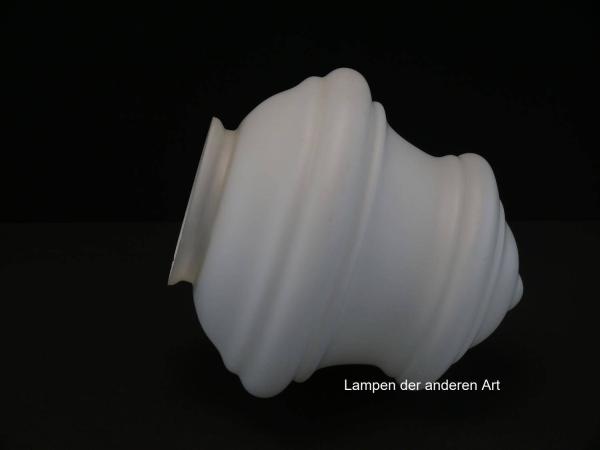Jugendstil Lampenschirm gebraucht, Glas weiß satiniert, rauher Grund, mittig geschnürt, oberer und unterer Teil jeweils mehrfach gestuft, Nostalgie Ersatzglas, D: ca.20cm, H: ca.19cm, Glashalter Griffrand Ø10cm, liegend
