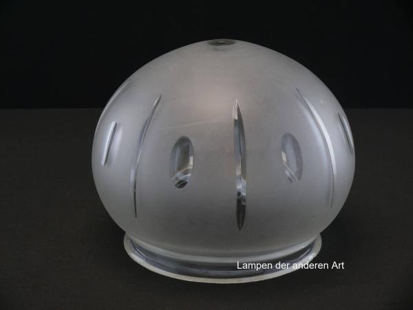 Jugendstil Lampenschirm gebraucht, antike Kuppel grau satiniert, umlaufende Schliffmotive, im Wechsel Oliven mit geraden Kerben, Nostalgie Ersatzglas, D: ca.20cm, H: ca.15cm, Glashalter Griffrand - Achtung Sondergröße gemessen 16cm