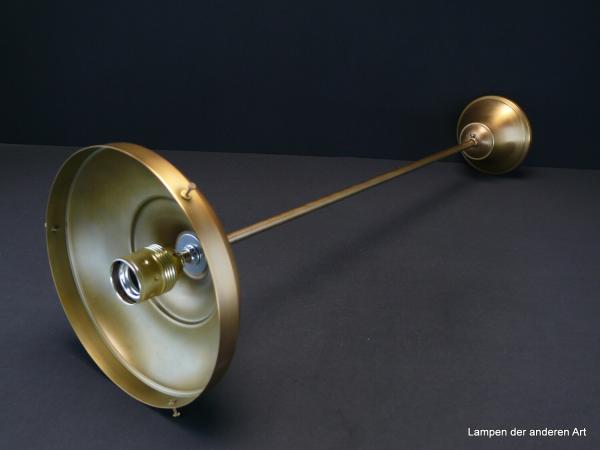 Stableuchtengestell für Schirme mit Glashalter Ø 20cm, schlichter Baldachin mit großem Klemmraum, Form passend auch für Schirme aus dem Art Deco, Detail Fassung