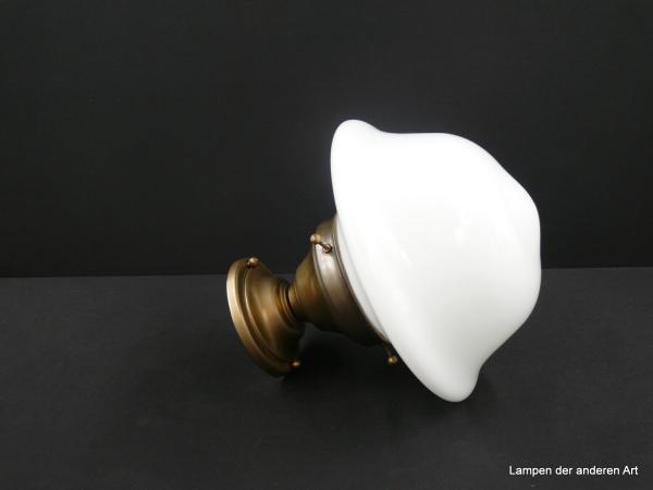 Art Deco Deckenleuchte mit schüsselförmigen weißen Schirm