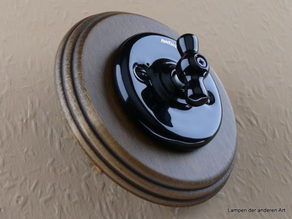 Garby Colonial Aus-Wechsel Porzellandrehschalter schwarz im Einfachrahmen Holz Buche gealtert Knebel Porzellan schwarz