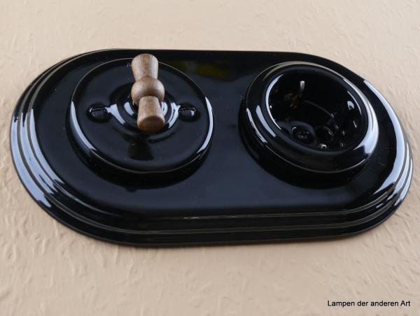 Garby Colonial 2fach Kombination, Aus-Wechsel-Porzellandrehschalter schwarz,  Knebel Holz Buche gealtert, Steckdoseneinsatz Porzellan schwarz