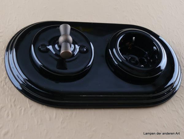 Garby Colonial 2fach Kombination, Aus-Wechsel-Porzellandrehschalter schwarz,  Knebel Messing patiniert, Steckdoseneinsatz Porzellan schwarz