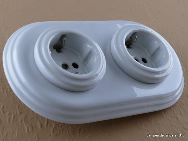 Garby Colonial 2fach Steckdose Porzellan weiß, 2fach Rahmen Porzellan weiß, seitlich