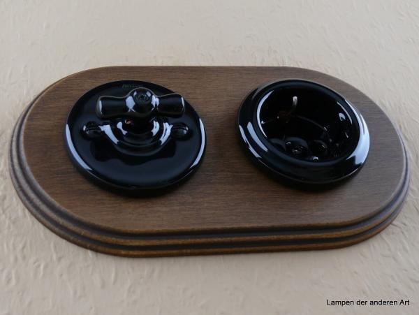 Garby Colonial 2fach Kombination Rahmen Massivholz Buche gebeizt, Serien-Porzellandrehschalter schwarz,  Knebel Porzellan schwarz, Steckdoseneinsatz Porzellan schwarz