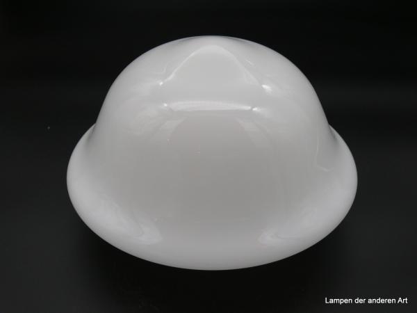 Jugendstil Lampenschirm, schüsselförmig, aus opal weißem mundgeblasenem Überfangglas, Ersatzglasschirm D: 23cm, H: 14cm, Glashalter Griffrand 10cm