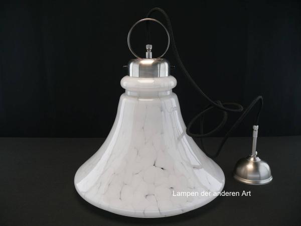 Pendelleuchte, glockenförmiger weißer Schirm, wolkenartiges Glasdesign, neu verkabelt, schwarzes Textilkabel, Originalhalterung Nickel matt, 1x E27/60W, Baldachin Nickel matt