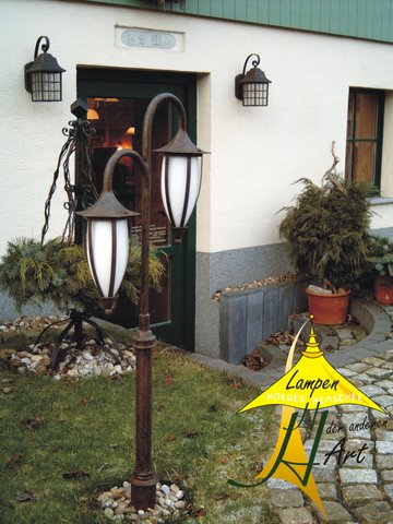 Lampen der anderen Art, Ladeneingang